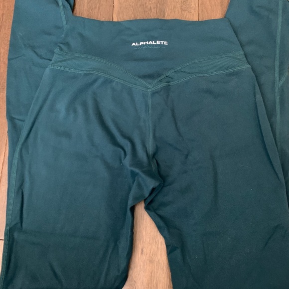 Alphalete Alphalux Harmony in Dark Sea - Picture 4 of 5